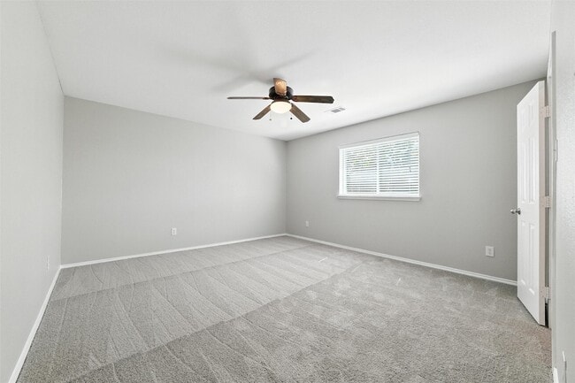 Building Photo - 7000 Snowy Owl St