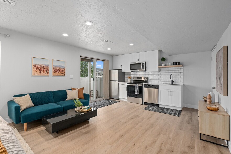 Building Photo - 14549 S Juniper Shade Dr