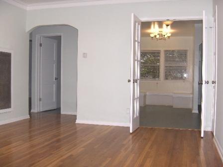 Building Photo - Euclid Apartments