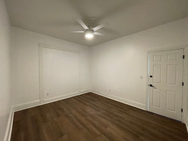 Room 3 - 12 Suydam St