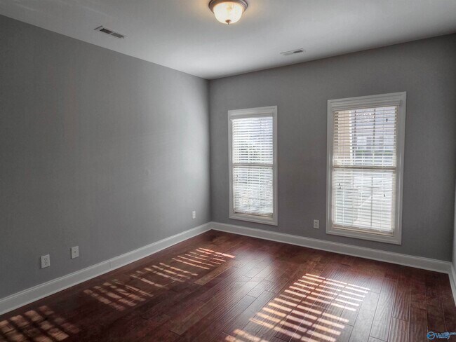 Building Photo - 44 Atherton Cir SW