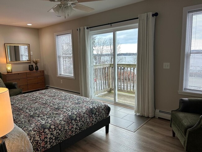 Building Photo - 55 Suncrest Terrace