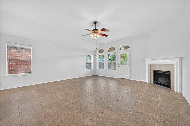 Building Photo - 5518 Elderberry Arbor