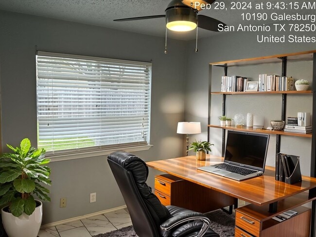 Building Photo - Comfort and Convenience Awaits YOU!