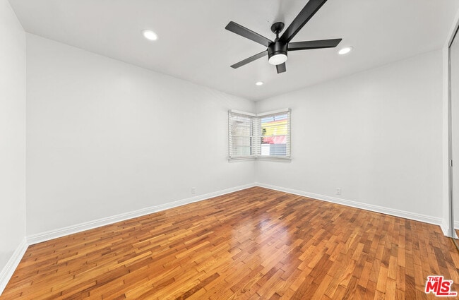 Building Photo - 4221 Stewart Ave