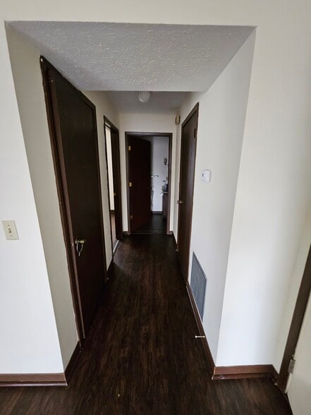 Building Photo - 1361 Callie Rd