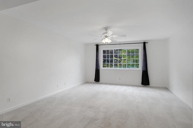 Building Photo - 1309 N Van Dorn St