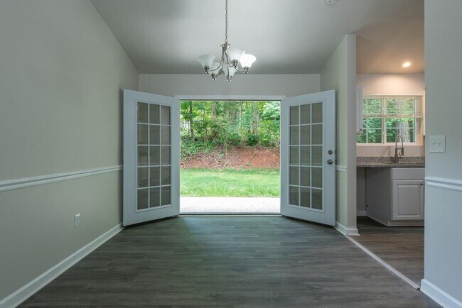 Building Photo - 5461 Brisbane Ct
