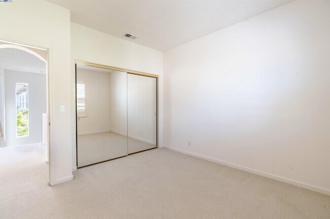 Building Photo - 1260 Ustilago Dr