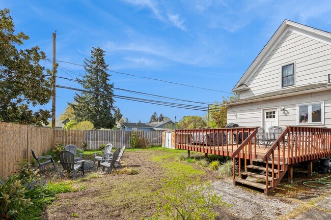 Building Photo - 3926 SE 74th Ave