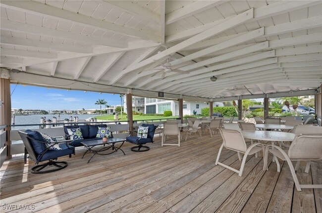 Building Photo - 3400 Gulf Shore Blvd N