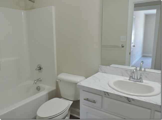 Building Photo - 4843 Jamestown Dr NW