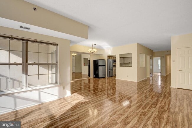 Building Photo - 6146 Main St