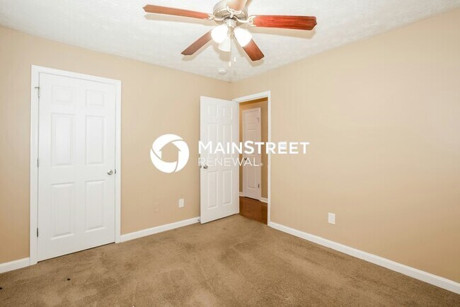 Building Photo - 3 Bedroom Pet-Friendly Home in Conyers, GA with Main Street Renewal