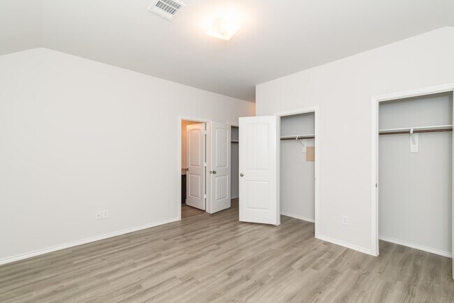 Building Photo - 24414 Veratti Ln