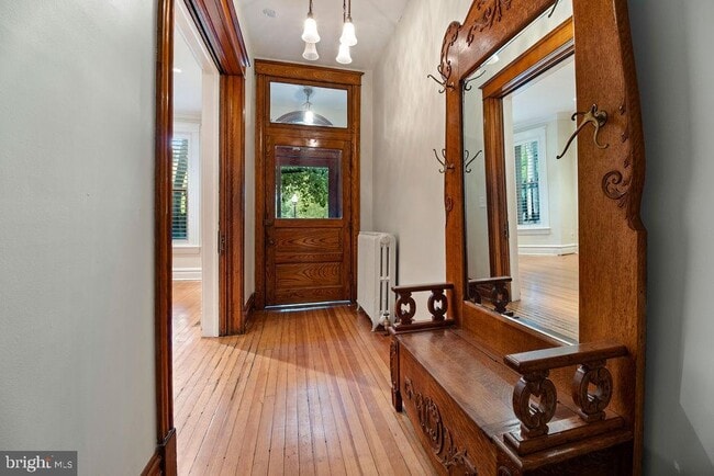 Building Photo - 1120 East Capitol St NE