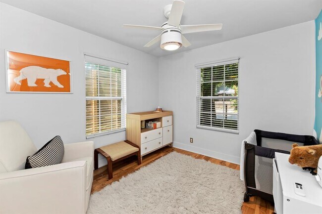 Building Photo - 3307 Garden Villa Ln