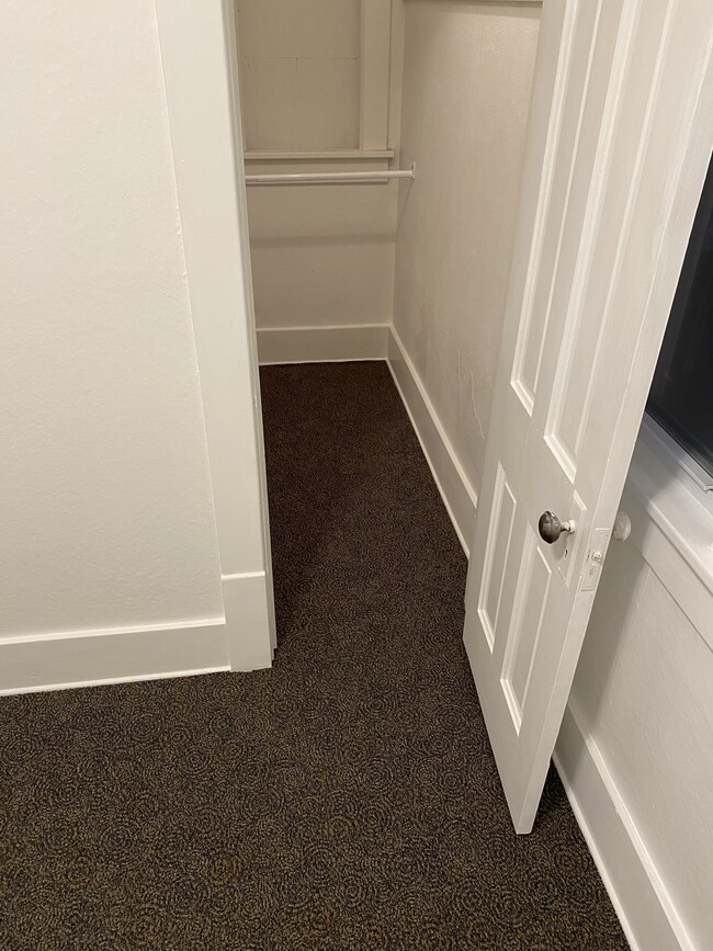 Walk-in Closet - 2464 3rd St