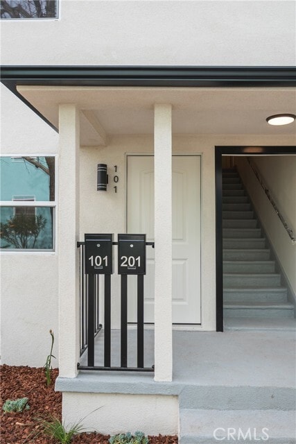 Building Photo - 1065 E Spazier Ave