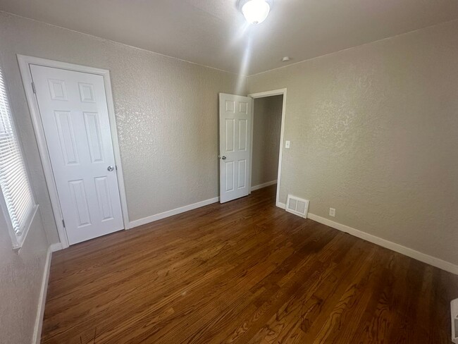 Building Photo - Ready Middle of January! Two bedrooms, one quarter bathroom home, pet friendly, central air!