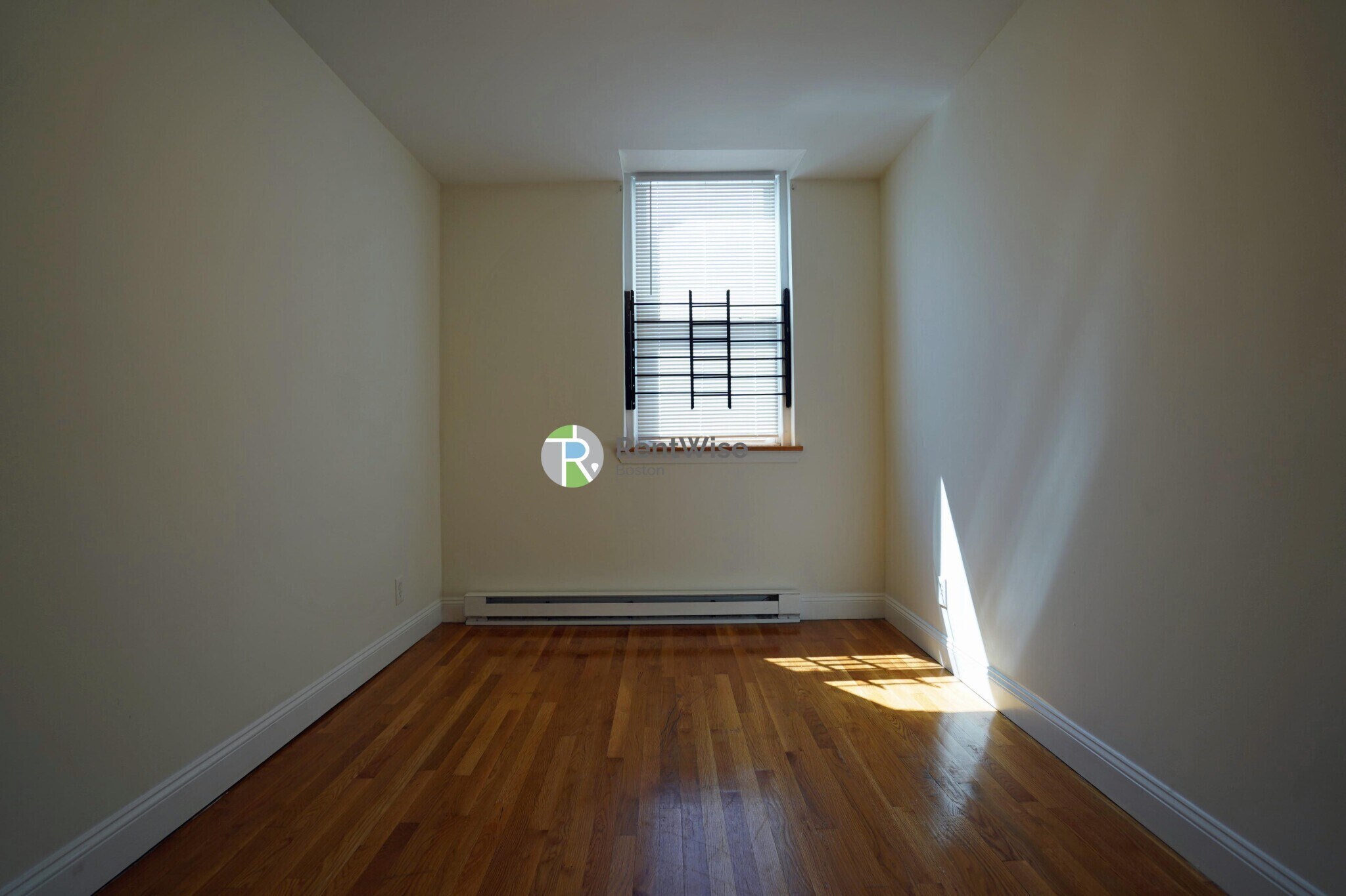 Building Photo - 1298 Commonwealth Ave