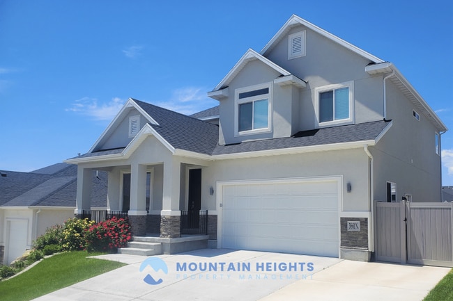 Building Photo - 3861 Spring Brook Ln