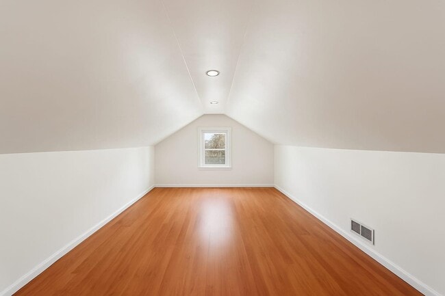 Building Photo - 640 Martense Ave