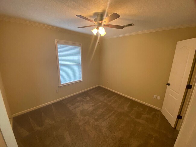 Building Photo - 3BR/2.5BA For Rent