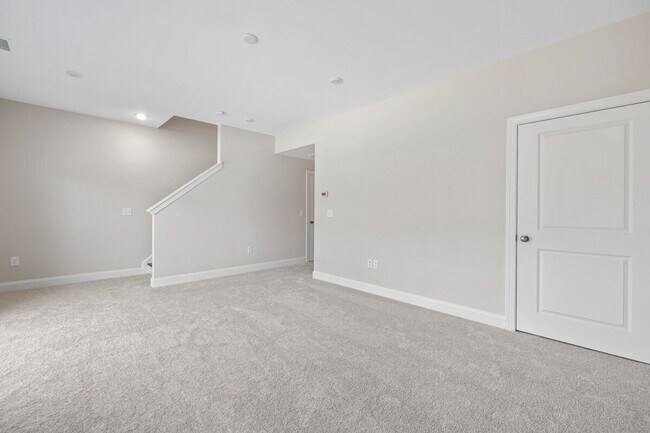Building Photo - Available 08/15! Spacious Townhome in Prime Andrew Chapel Community