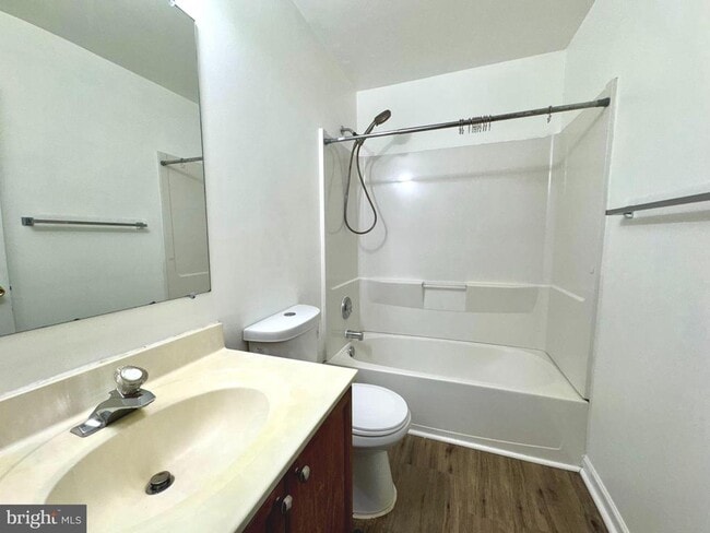 Building Photo - 597 Primus Ct