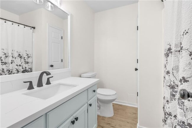 Building Photo - 1366 Valmont St