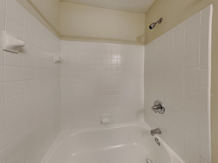 Building Photo - 1049 Springwater Cir