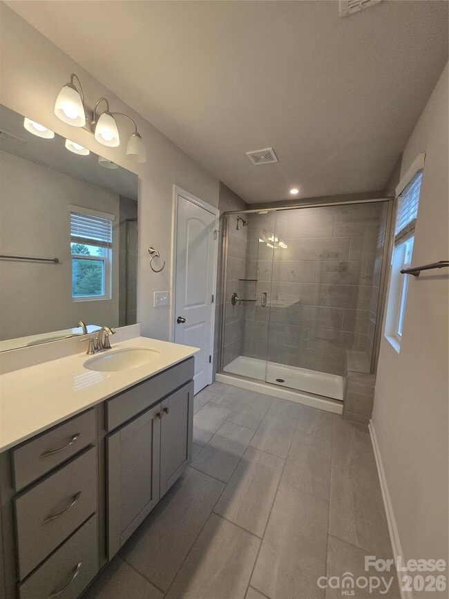 Building Photo - 7223 Encino Pl