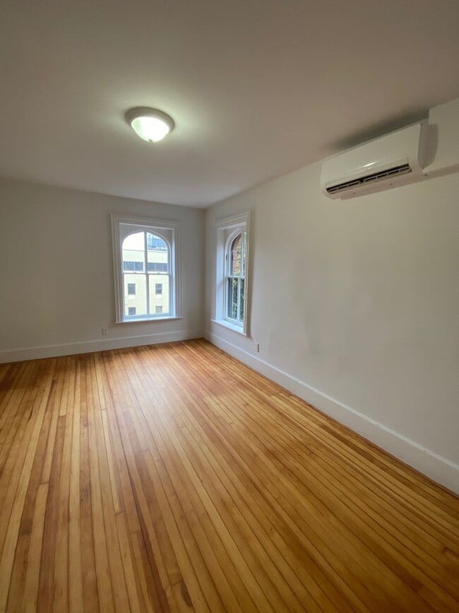 Building Photo - 233 Liberty St