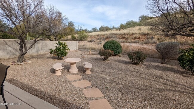 Building Photo - 39625 S Old Arena Dr