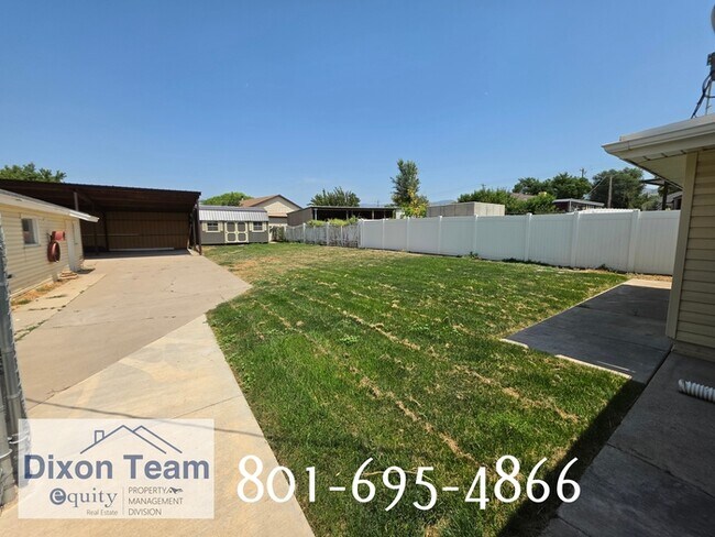Building Photo - 44 W 150 N
