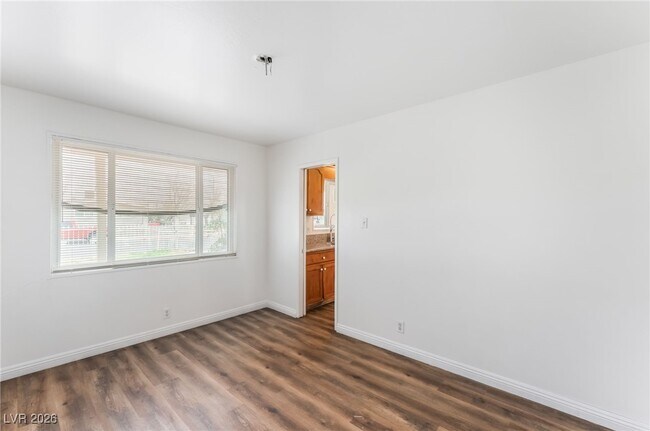 Building Photo - 1109 Tumbleweed Ave