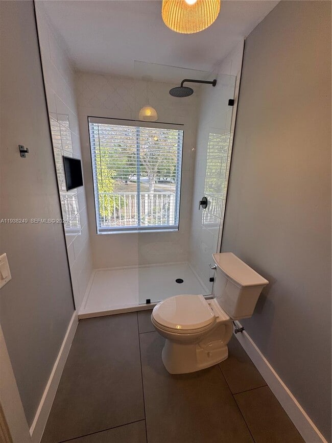 Building Photo - 5235 SW 153rd Ave