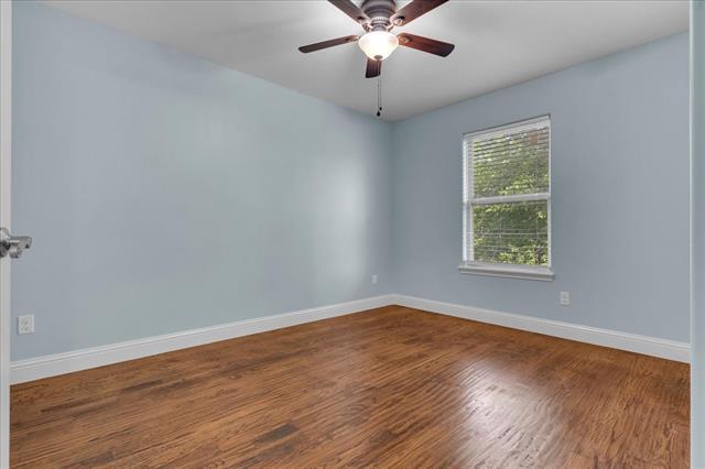 Building Photo - 4918 Garland Ave