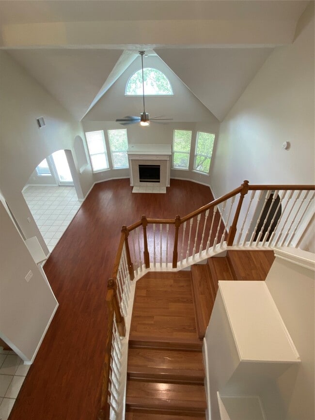 Building Photo - 2111 Emerald Cove Dr