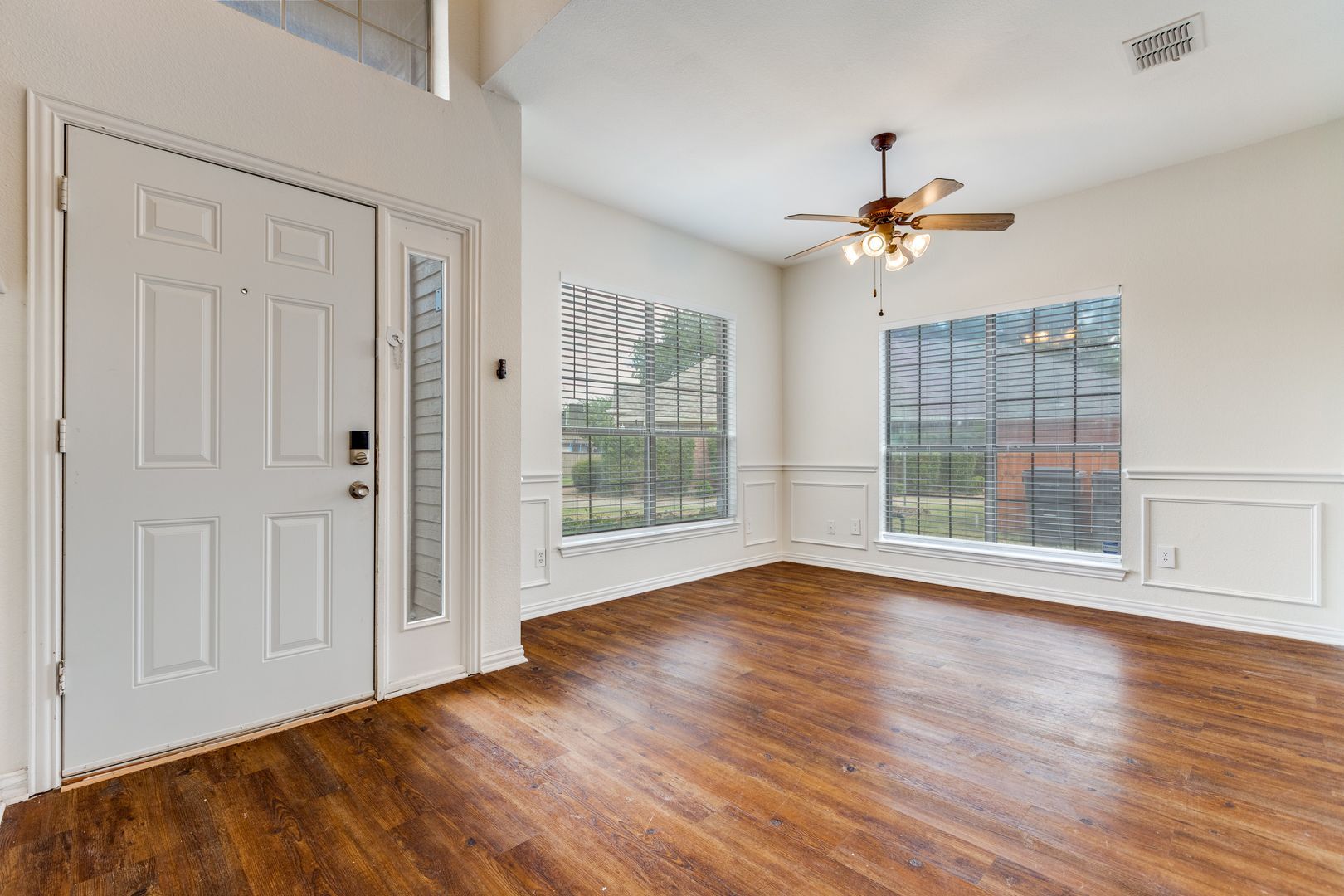 Building Photo - 200 Courtney Ln