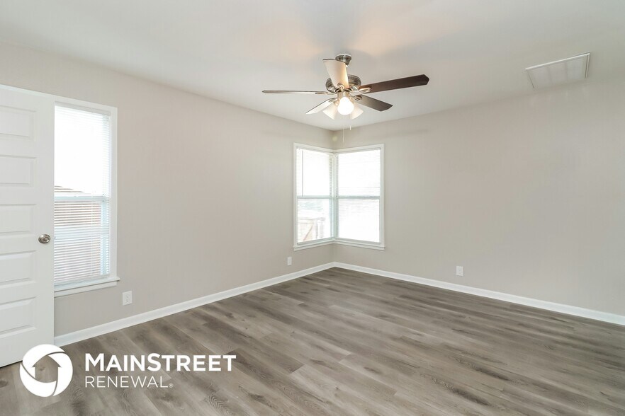 Building Photo - 3961 W Spurgeon St