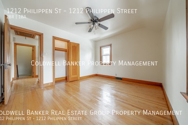 Building Photo - 1212 Philippen St