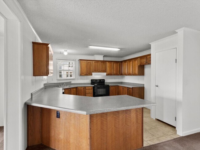 Building Photo - Great Home Near Tanner High School!