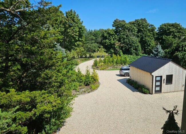 Building Photo - 599 Peconic Bay Blvd
