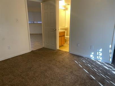 Building Photo - 2 Bed 1 Bath Condo for Rent