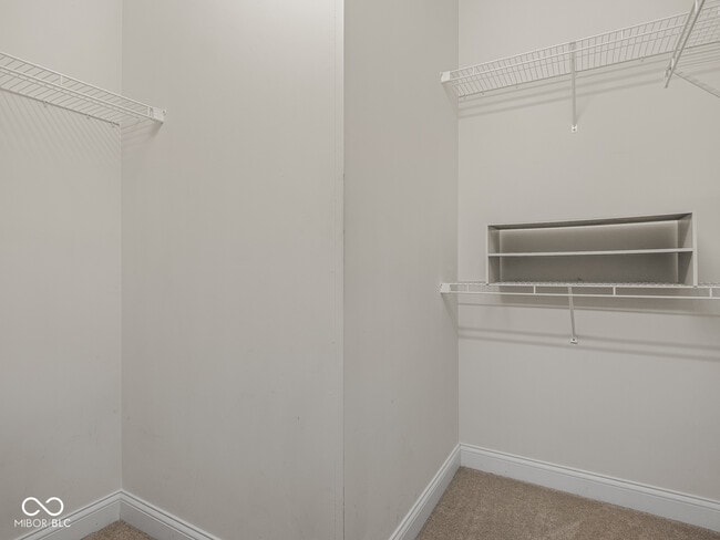 Building Photo - 450 E Ohio St