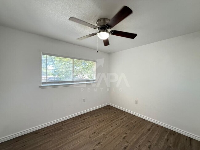 Building Photo - 4558 Los Ranchitos St