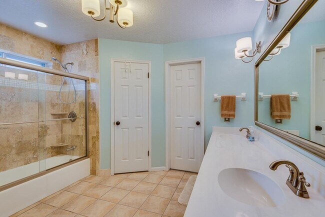 Building Photo - Zoned to CLHS! Updated One Story 4BR Home!
