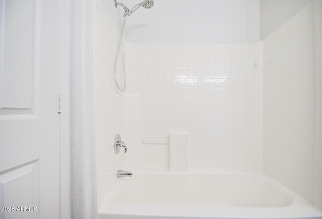 Building Photo - 2586 W Bartlett Way